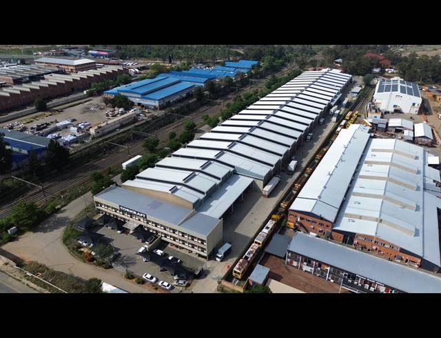 19,360M² WAREHOUSE FOR SALE IN STORMILL